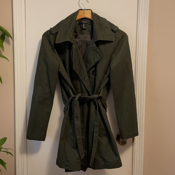 Forever 21 Hunter Green Trench Coat - Picture 1 of 4